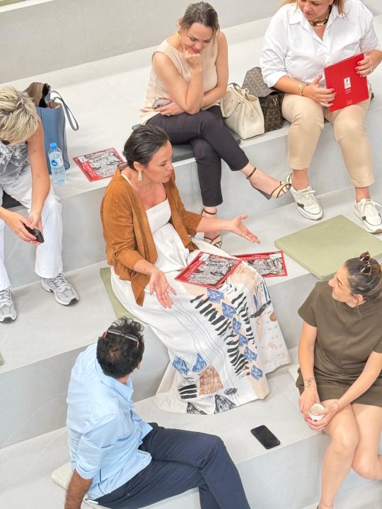 Yeni’BiYER Art Gallery / Ben Çiçek Açtım